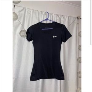 NIKE Pro Workout Shirt